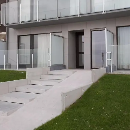 Canberra With Location On The Dike Apartment
