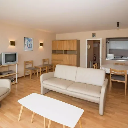 Canberra With Location On The Dike Apartment